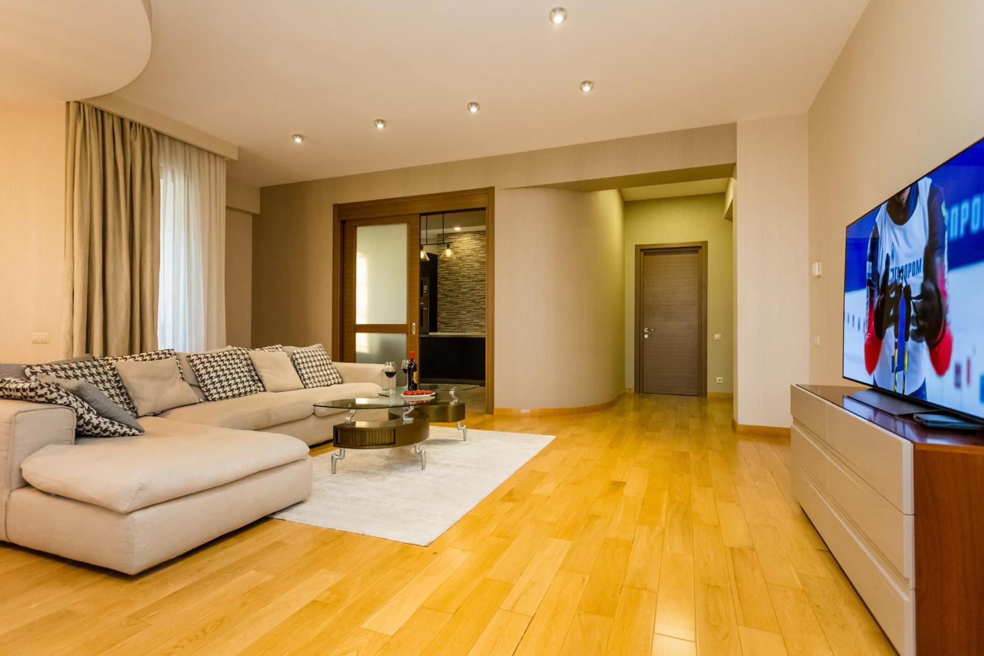 The Grand Apartment Lll Tiflis Dış mekan fotoğraf