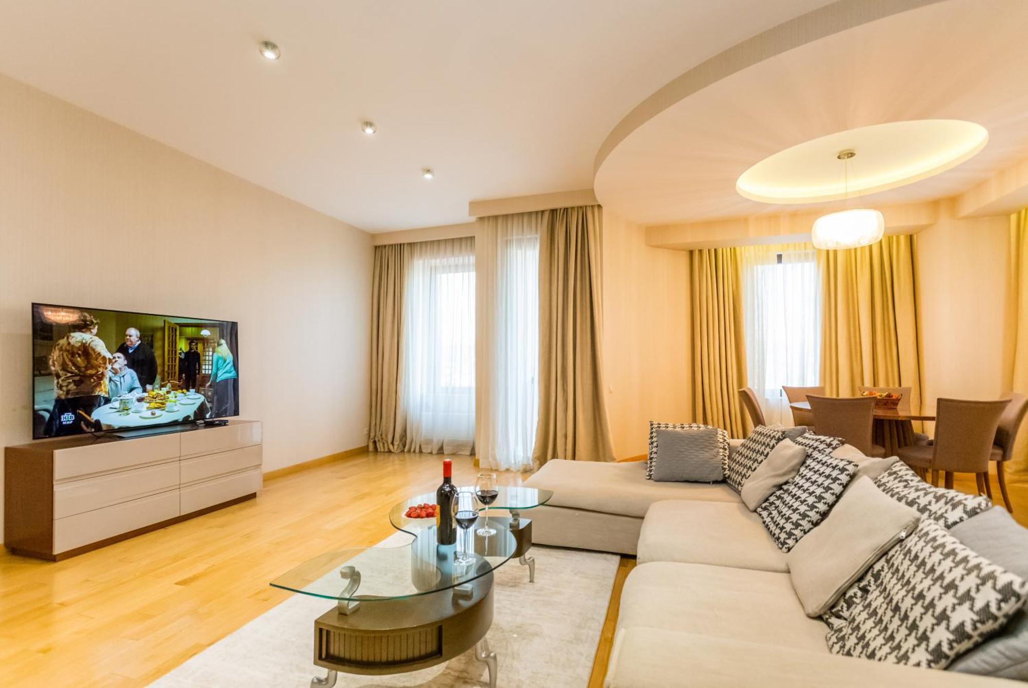 The Grand Apartment Lll Tiflis Dış mekan fotoğraf